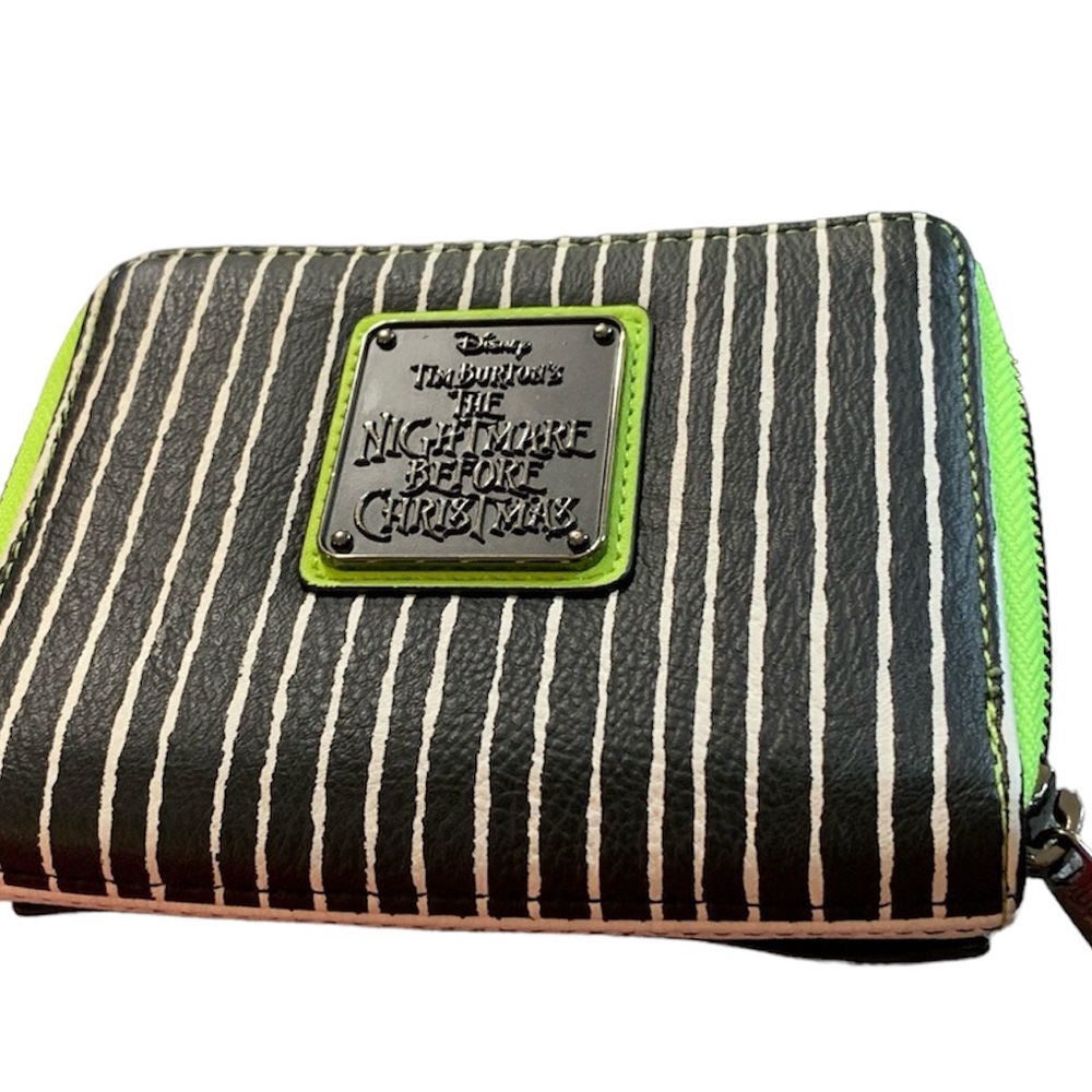 Nightmare Before Christmas Disney‎ Loungefly wallet. NWOT - Picture 2 of 4